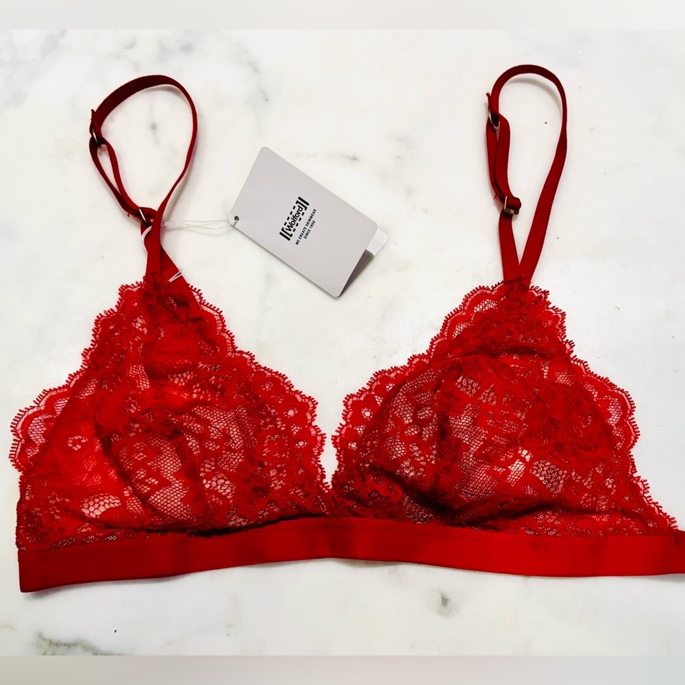 ❤️ WOLFORD FINE LACE TRIANGLE BRA BRALETTE RED FEMININE WIRELESS TULLE SCALLOPED